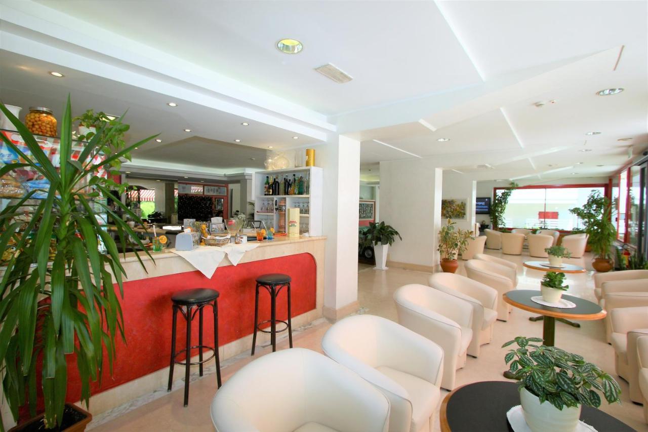 Hotel De Amicis 里乔内 外观 照片